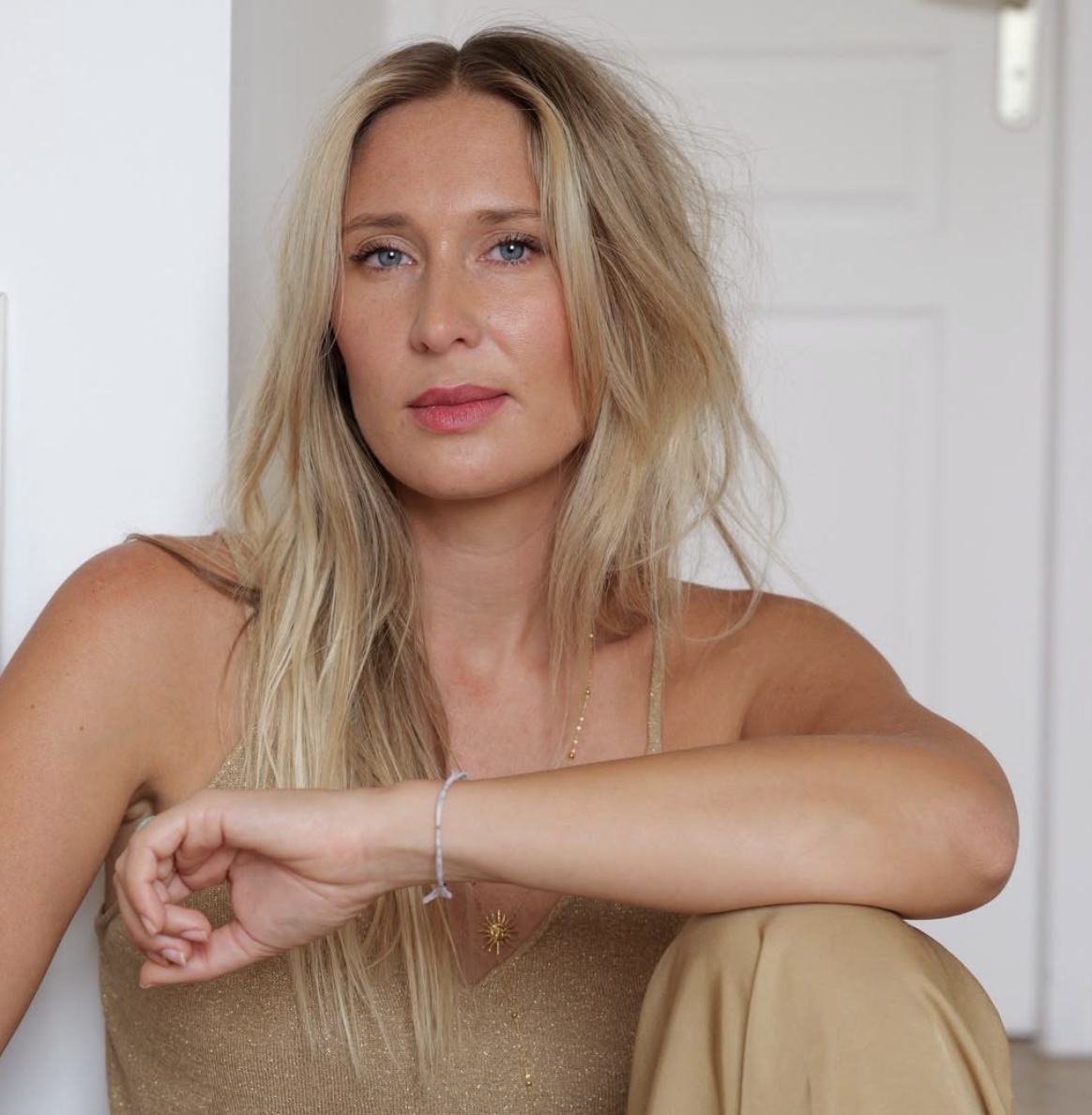 PHOTO EVA, remplacer par le portrait d'Eva